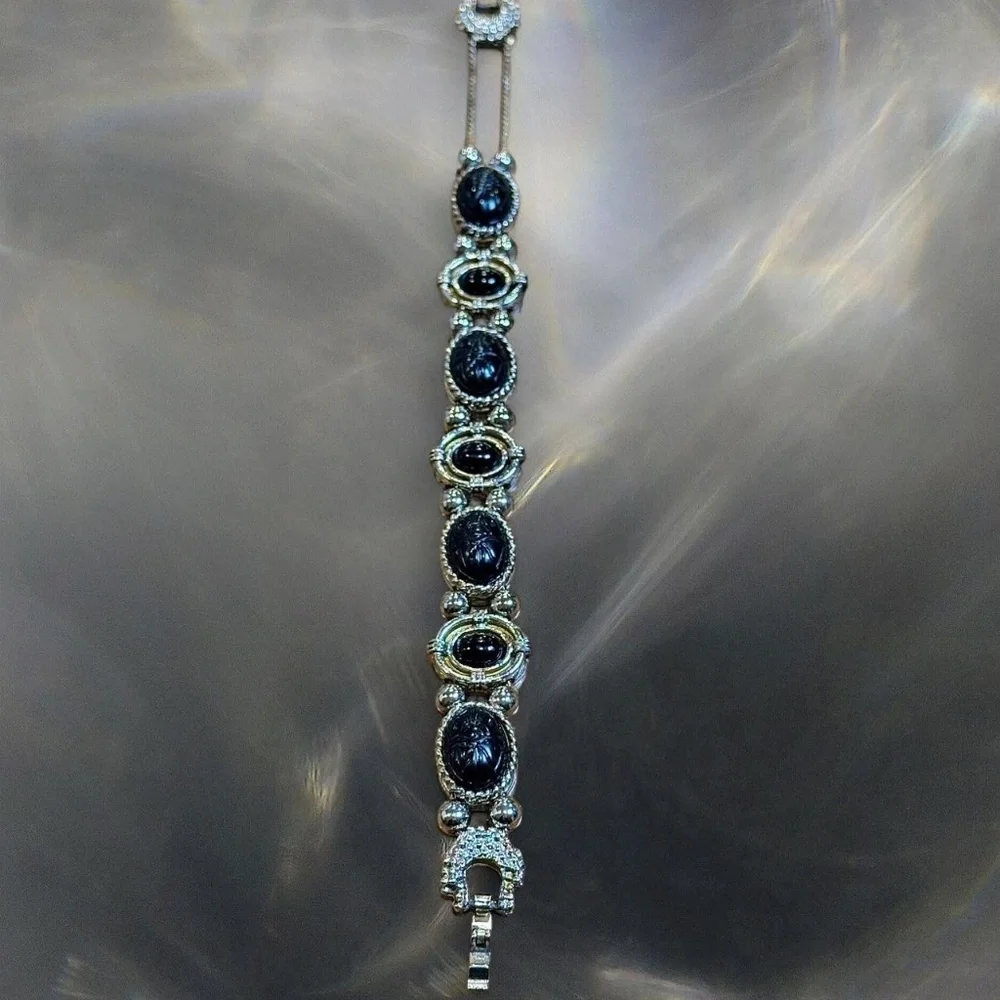 Vintage Silver-Tone Black Cabochon Scarab‎ Statement Bracelet